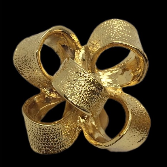 Kenneth Jay Lane Earrings Satin Gold Bow Earrings - Picture 5 of 10